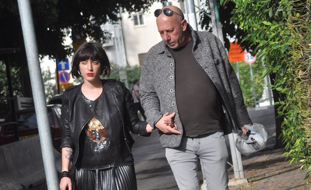אפרת גוש והארוס מבלים (צילום: צ'ינו פפראצי)