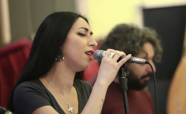 יעל דקלבאום ואנסמבל תפילת האמהות  (צילום: גיל שני ואמיר מירום,  יחסי ציבור )
