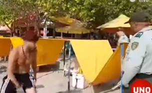 על החוף בקולומביה (צילום: צילום מסך מתוך: youtube/NoticiasUnoColombia)