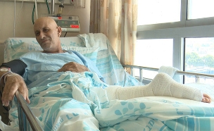 צפו: העקב מלפנים, האצבעות מאחור (צילום: החדשות)