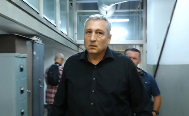 ניר חפץ (צילום: החדשות12) ניר חפץ (צילום: החדשות12)