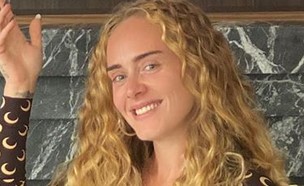 אדל אחרי הירידה במשקל. אוגוסט 2020 (צילום: צילום מסך מהאינסטגרם של אדל, instagram)