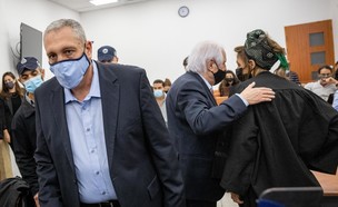 עד המדינה ניר חפץ בבית המשפט (צילום: יונתן סינדל, פלאש/90 )