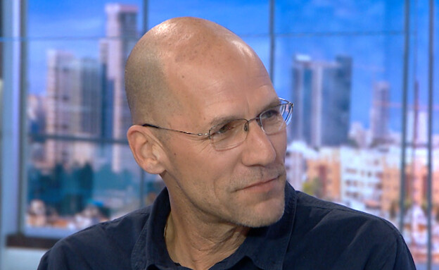 אורי לס, מנהל תיכון עירוני ד'
