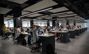 משרדי הייטק (צילום: alex kotliarskyi, unsplash)